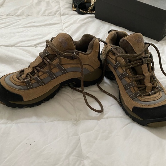 North face hiker boots - Picture 2 of 5